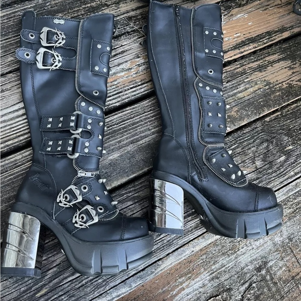 Demonia Sinister 300 Biker Boots Sz 6.5 7 Goth Punk Cosplay Black Leather Buckle